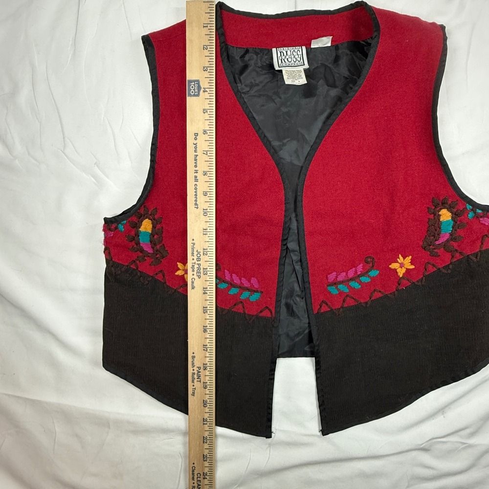 Russ Sport Company Vintage Red Wool Black Corduroy Embroidered Floral Vest Small - Picture 8 of 9